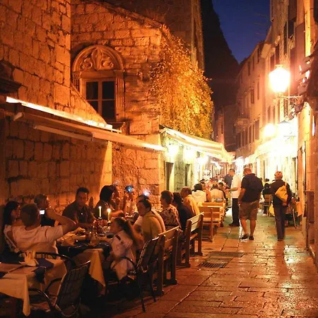 Pia ドゥギ・ラット