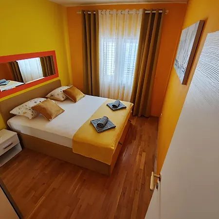 Pia * ドゥギ・ラット