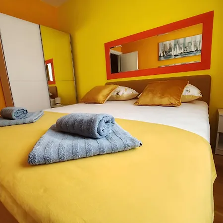 Pia Apartman Dugi Rat