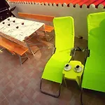 Pia Appartement Dugi Rat