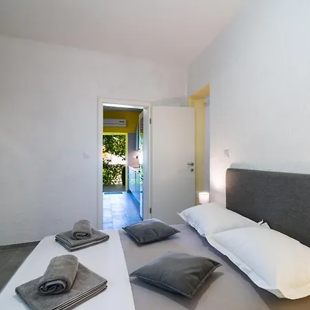 Apartment Pia *